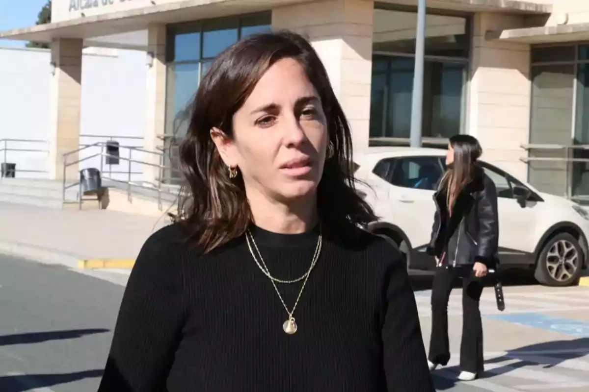 Primer comunicado de Anabel Pantoja desde el Hospital de Canarias: 'todo  sigue...'