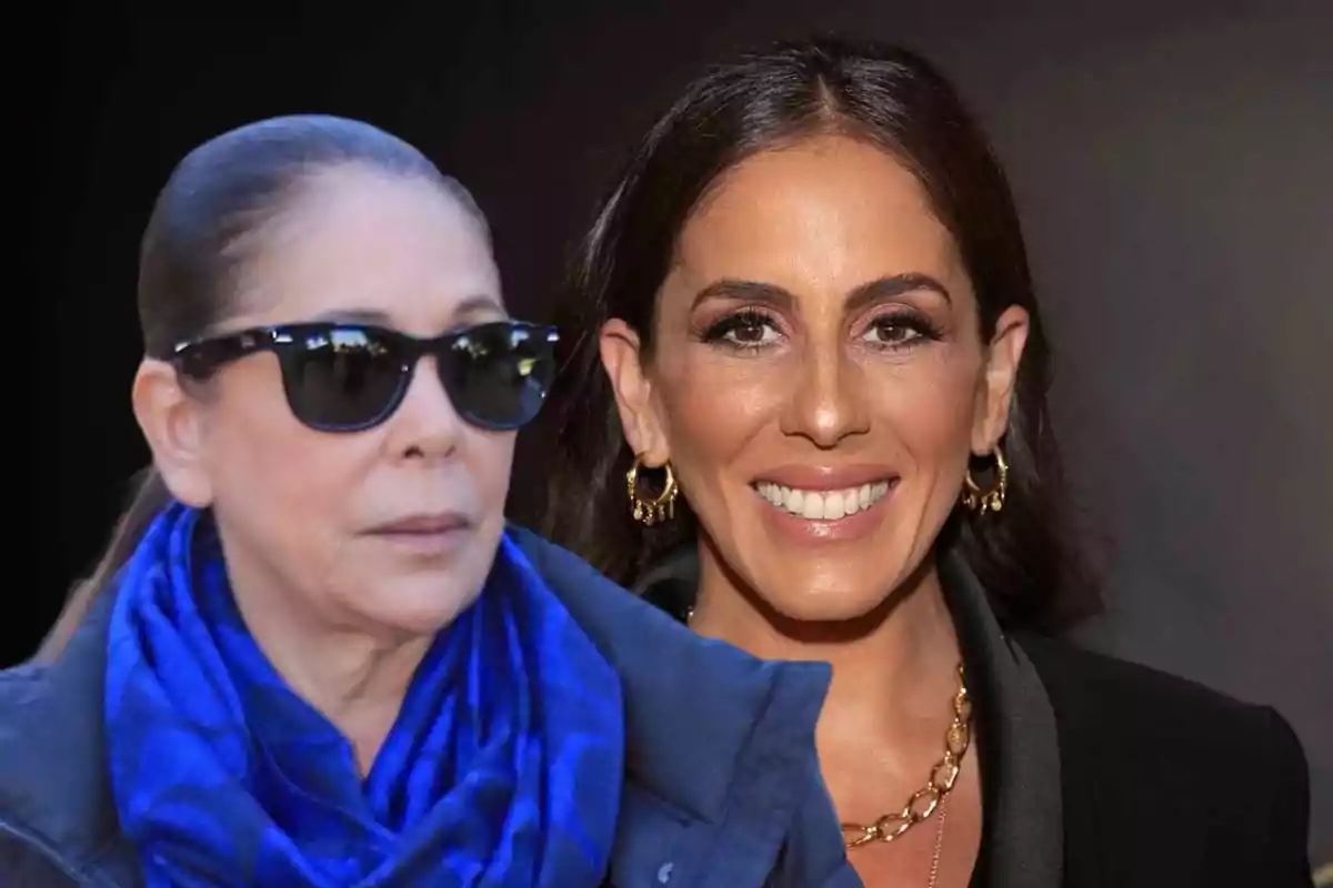 Dos mujeres posando, una con gafas de sol y bufanda azul, la otra con una gran sonrisa y pendientes dorados.