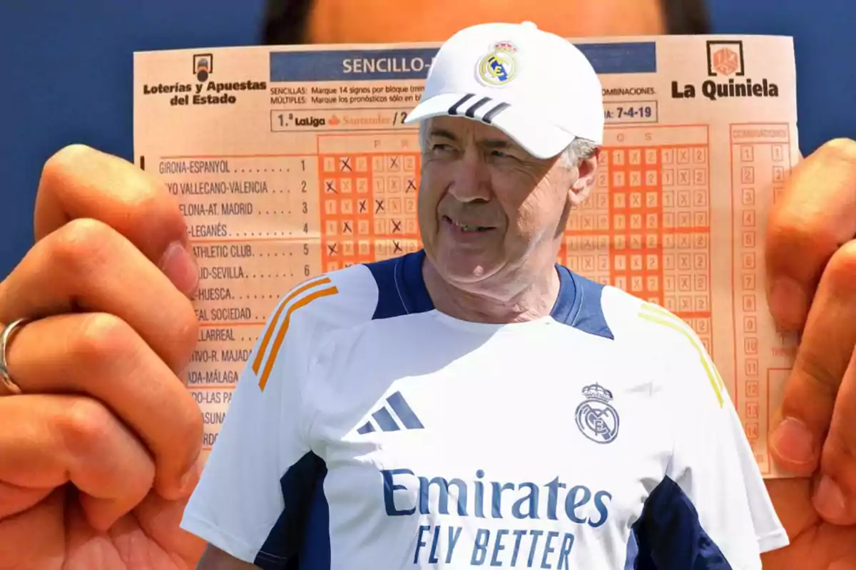 Un hombre con una gorra y camiseta del Real Madrid está frente a una quiniela de apuestas deportivas.