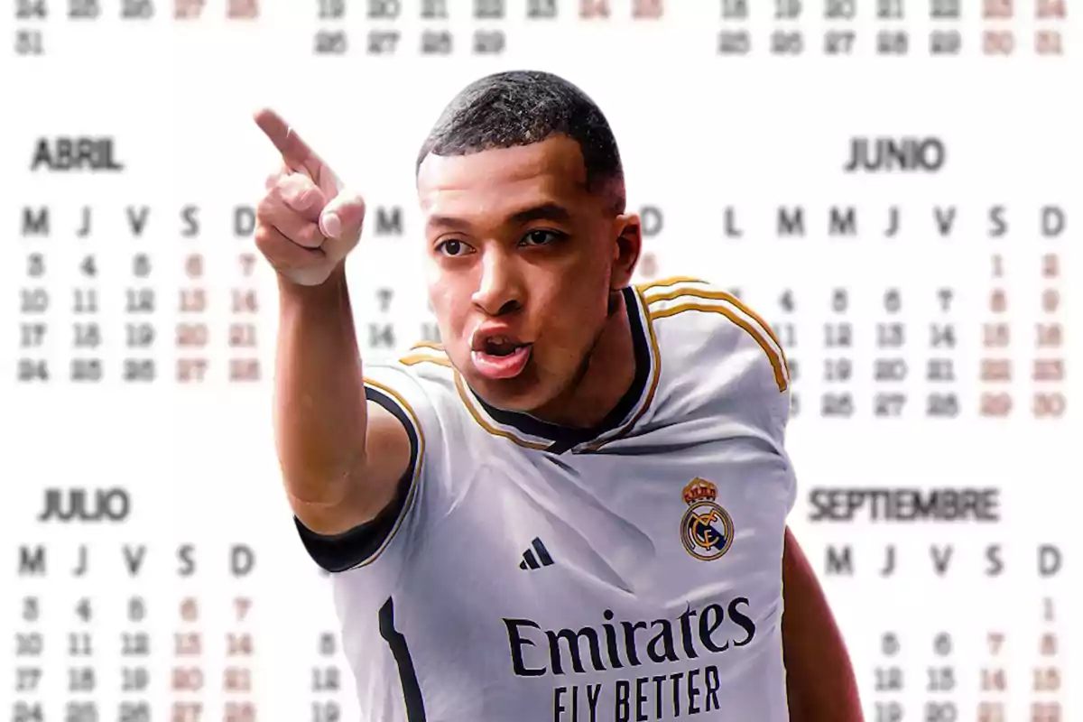 Mbappé con fondo de calendario