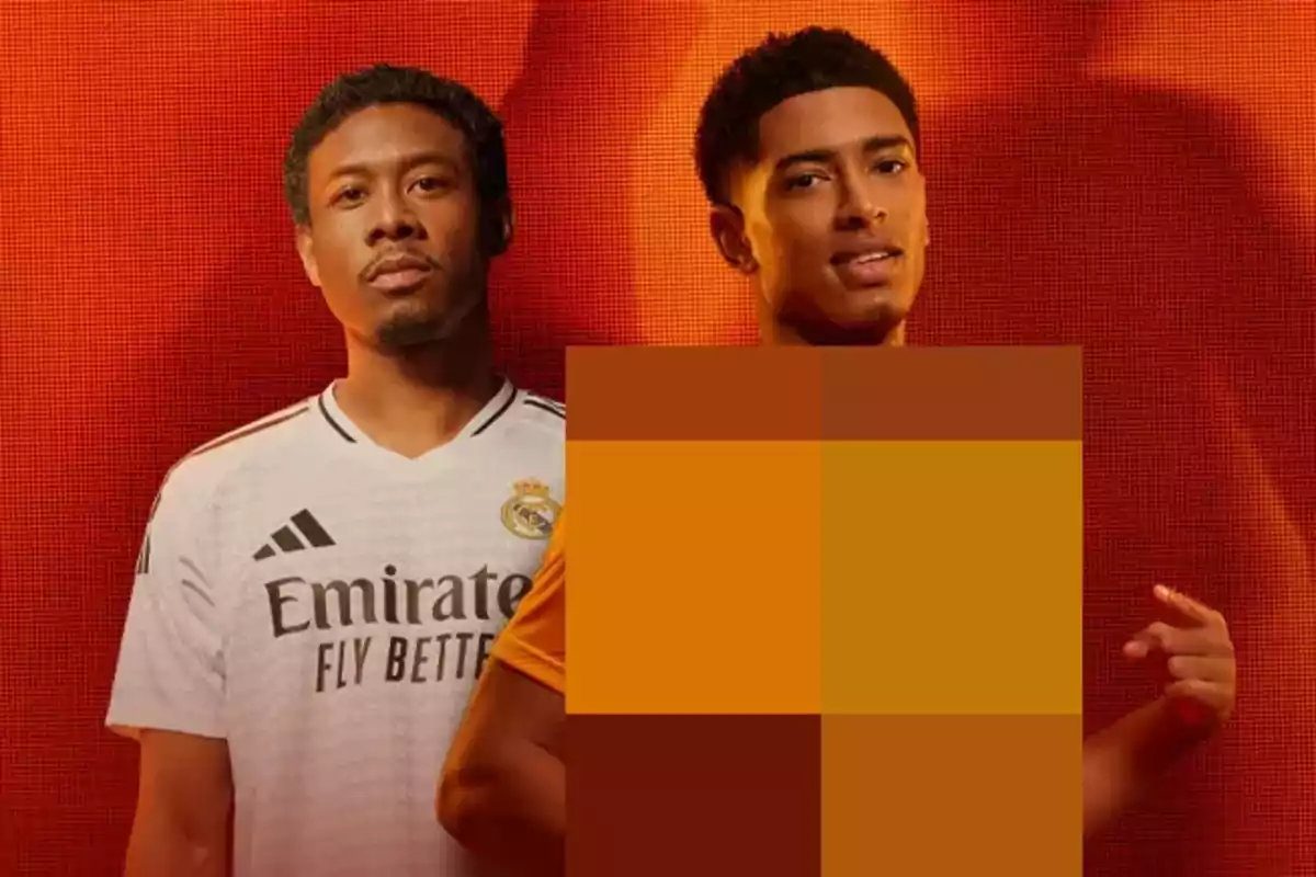 Dos personas posando frente a un fondo rojo, una de ellas lleva una camiseta blanca del Real Madrid y la otra está parcialmente pixelada.