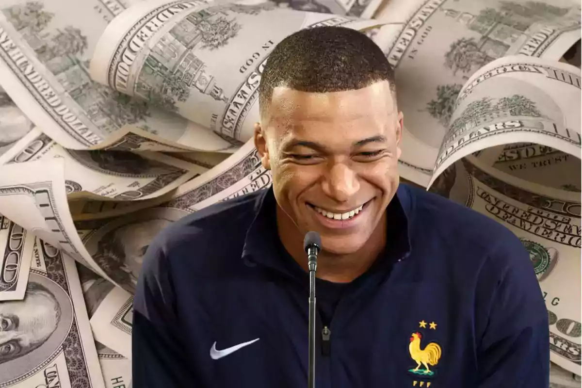 Mbappé con fondo de dinero