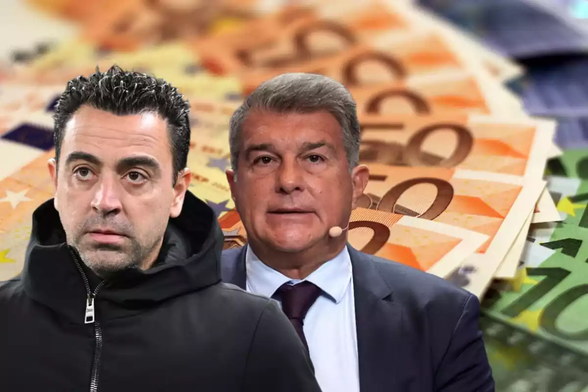 Xavi Hernández con gesto serio, delante de Joan Laporta con cara contrariada y de fondo un montón de billetes de euro