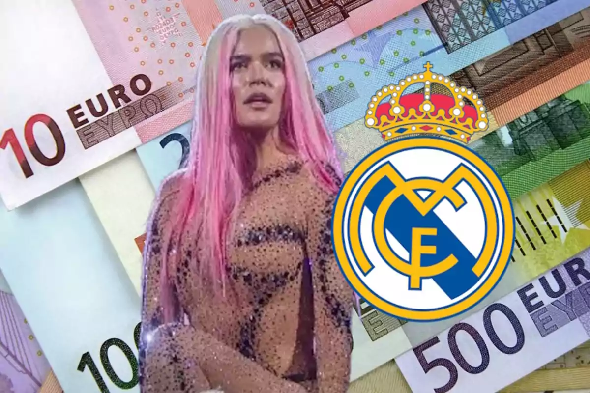 Karol G está frente a varios billetes de euro y al lado del escudo del Real Madrid.