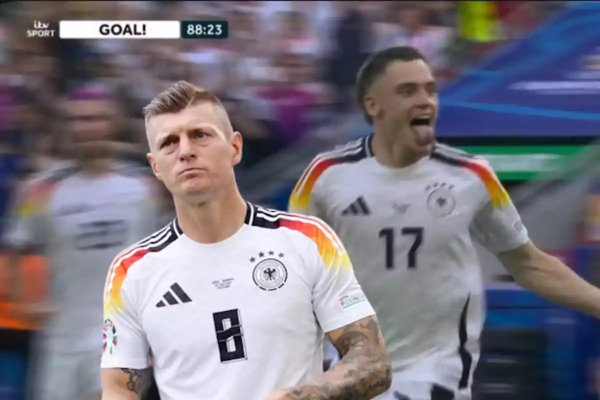 Toni Kroos con Alemania