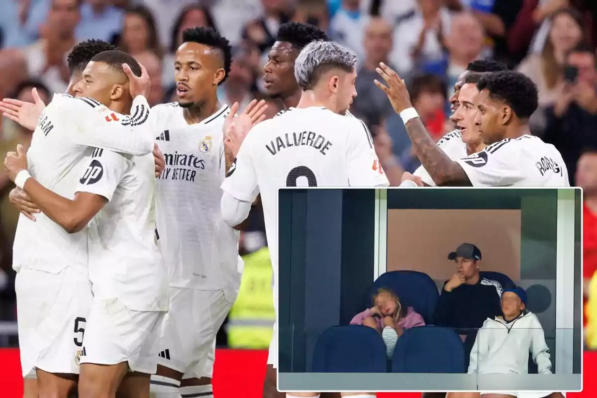 Jugadores del Real Madrid celebran en el campo mientras en un recuadro se observa a personas en las gradas.