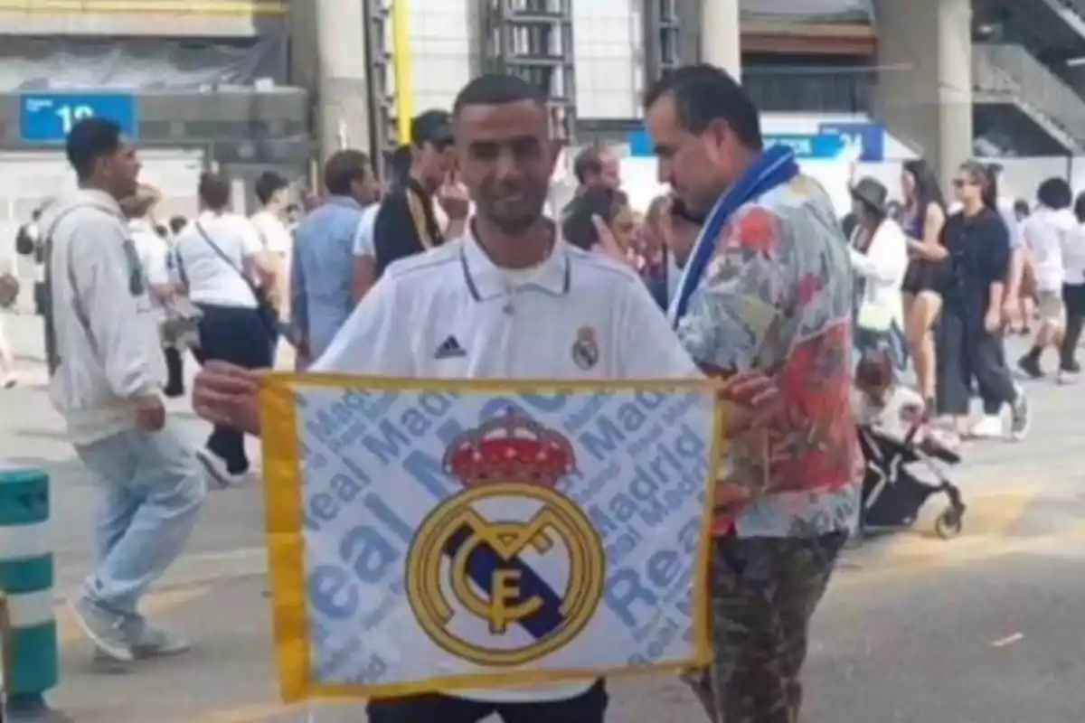 El padre de Lamine Yamal con bandera del Real Madrid