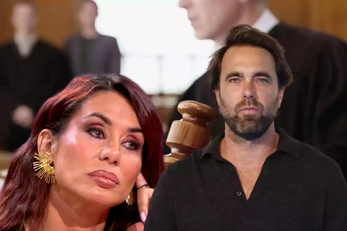 Una mujer y un hombre en primer plano con expresión seria, al fondo se observa un mazo de juez y personas en una sala de tribunal.