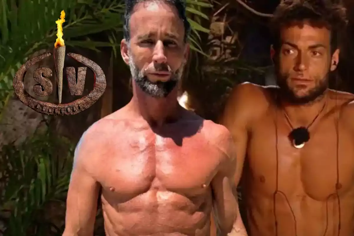Dos hombres sin camiseta en un entorno selvático con el logo de un programa de supervivencia en la esquina izquierda