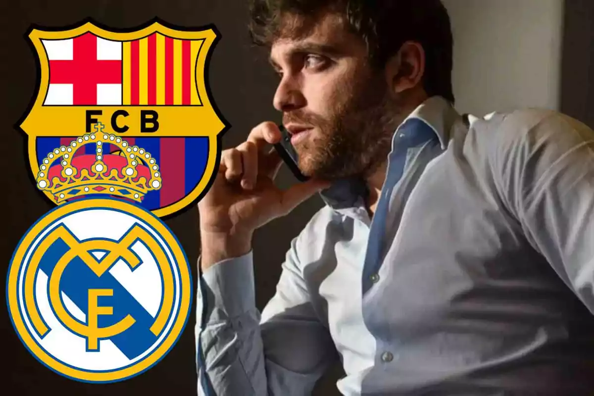 Un hombre hablando por teléfono con los escudos del FC Barcelona y el Real Madrid superpuestos.