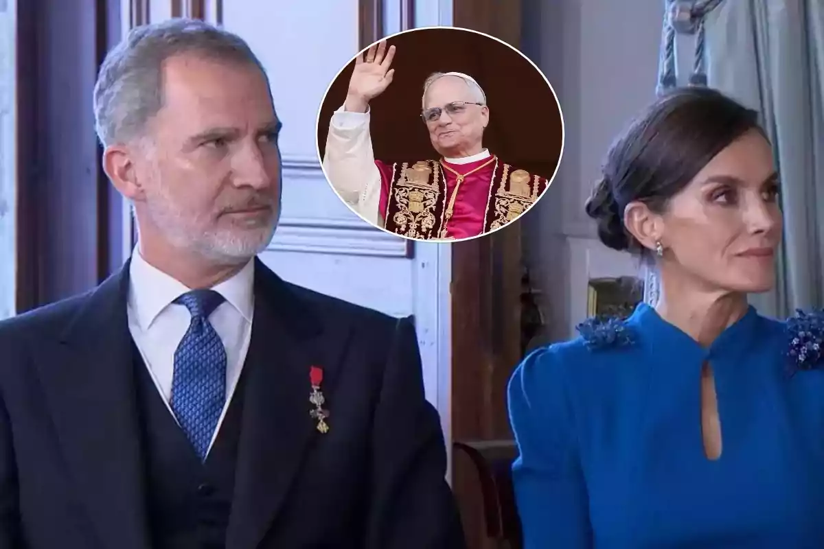 Un hombre y una mujer elegantemente vestidos están sentados en una habitación, mientras que en un recuadro aparece un hombre mayor vestido con vestimenta religiosa levantando la mano.