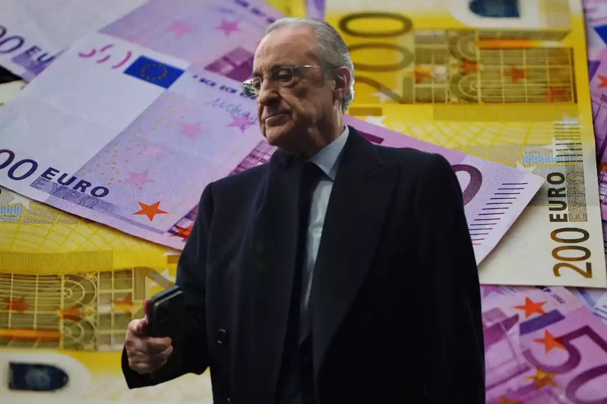 Florentino Pérez con traje y abrigo y detrás un suelo de billetes de euro de distinto valor