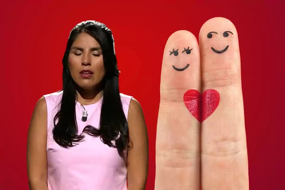 Mujer de cabello oscuro con los ojos cerrados y dos dedos con caras sonrientes y un corazón dibujado sobre un fondo rojo.