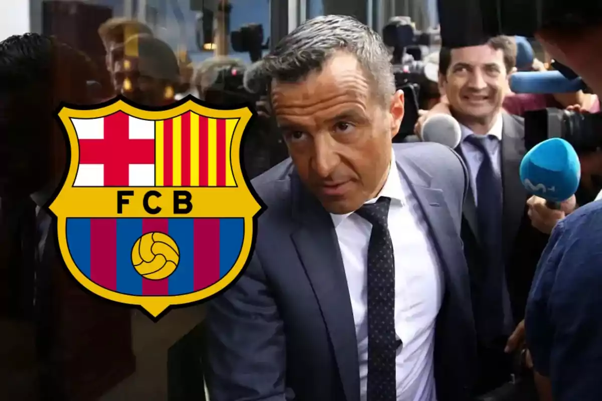 Jorge Mendes y escudo Barça