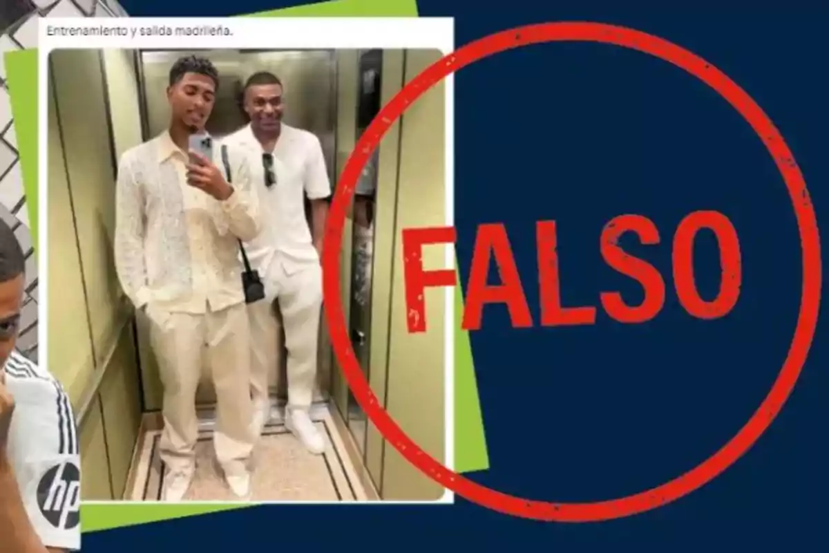 La imagen muestra a dos personas posando en un ascensor, ambas vestidas de blanco, con un gran sello rojo que dice "FALSO" sobre la imagen.