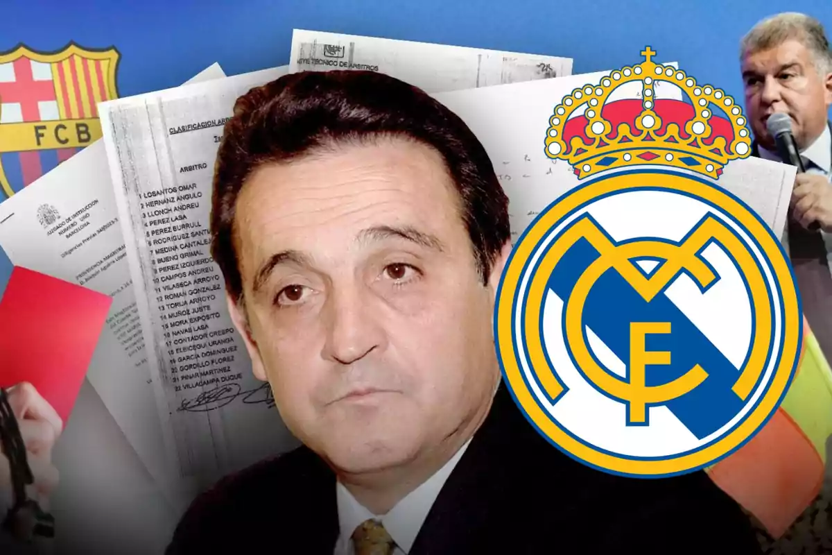 Un hombre en primer plano con documentos detrás y los escudos del FC Barcelona y Real Madrid.