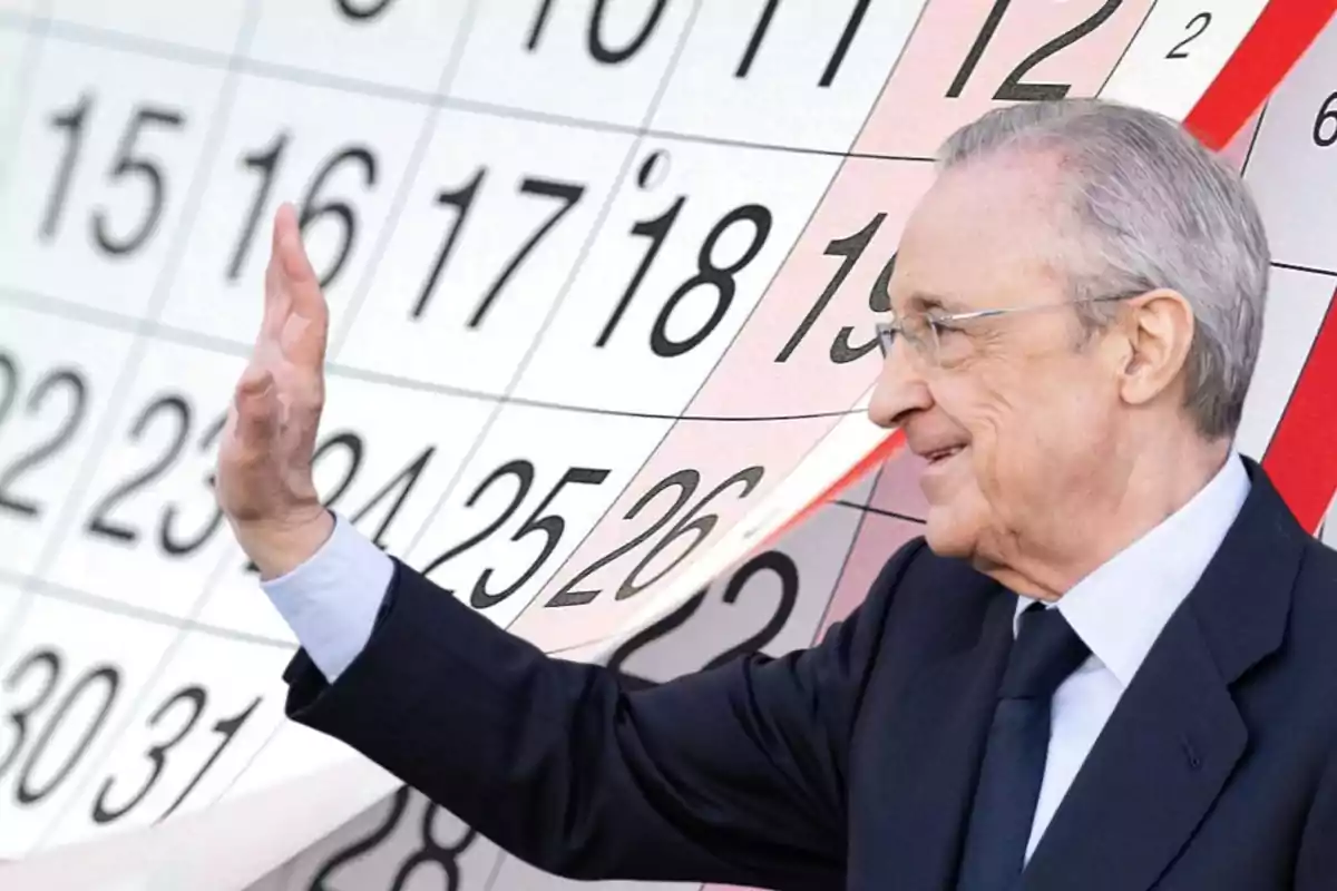 Hombre mayor con traje y corbata saludando frente a un fondo de calendario.