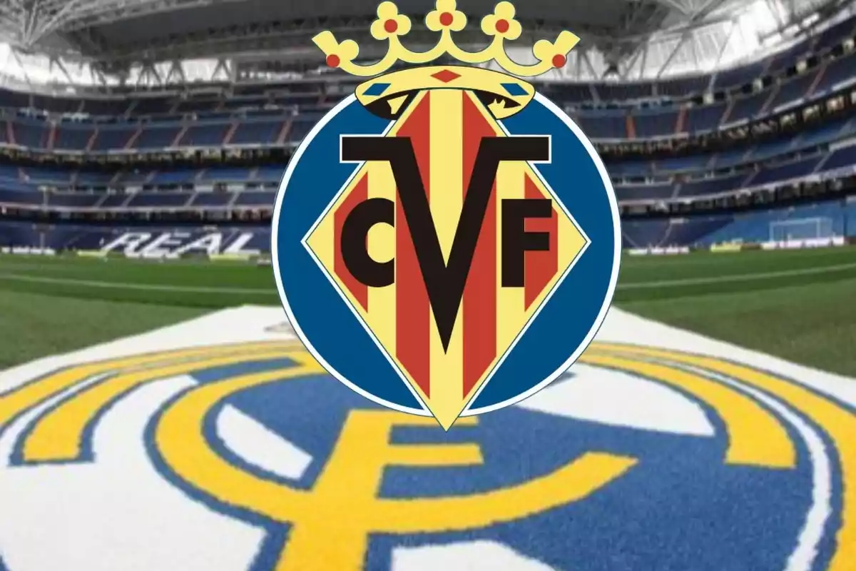 Logotipo del Villarreal CF superpuesto sobre el escudo del Real Madrid en el estadio Santiago Bernabéu.