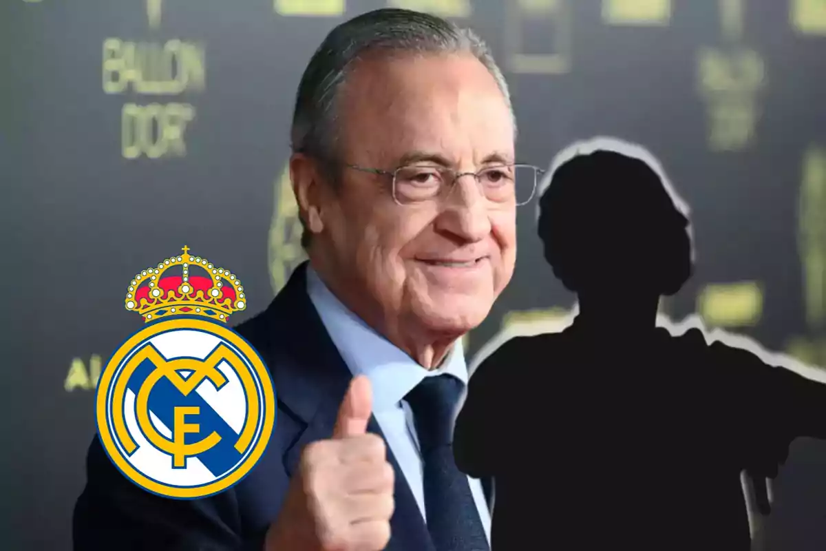 Un hombre con gafas y traje sonríe y levanta el pulgar, junto a una silueta negra y el escudo del Real Madrid sobre un fondo con el texto "Ballon d'Or".