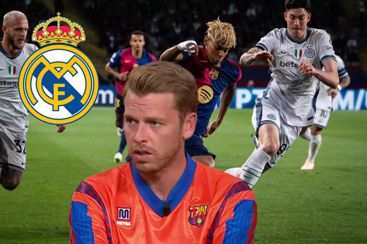 Un jugador de fútbol con una camiseta naranja y azul está en primer plano mientras detrás se desarrolla un partido entre equipos con uniformes azulgrana y blanco, y el escudo del Real Madrid aparece en la esquina izquierda.