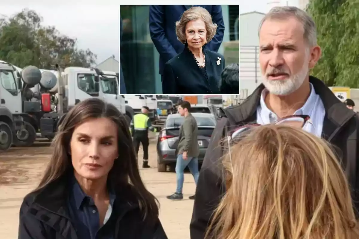 Un grupo de personas conversando en un entorno al aire libre con vehículos y árboles al fondo, y una imagen insertada de una mujer mayor en un evento formal.