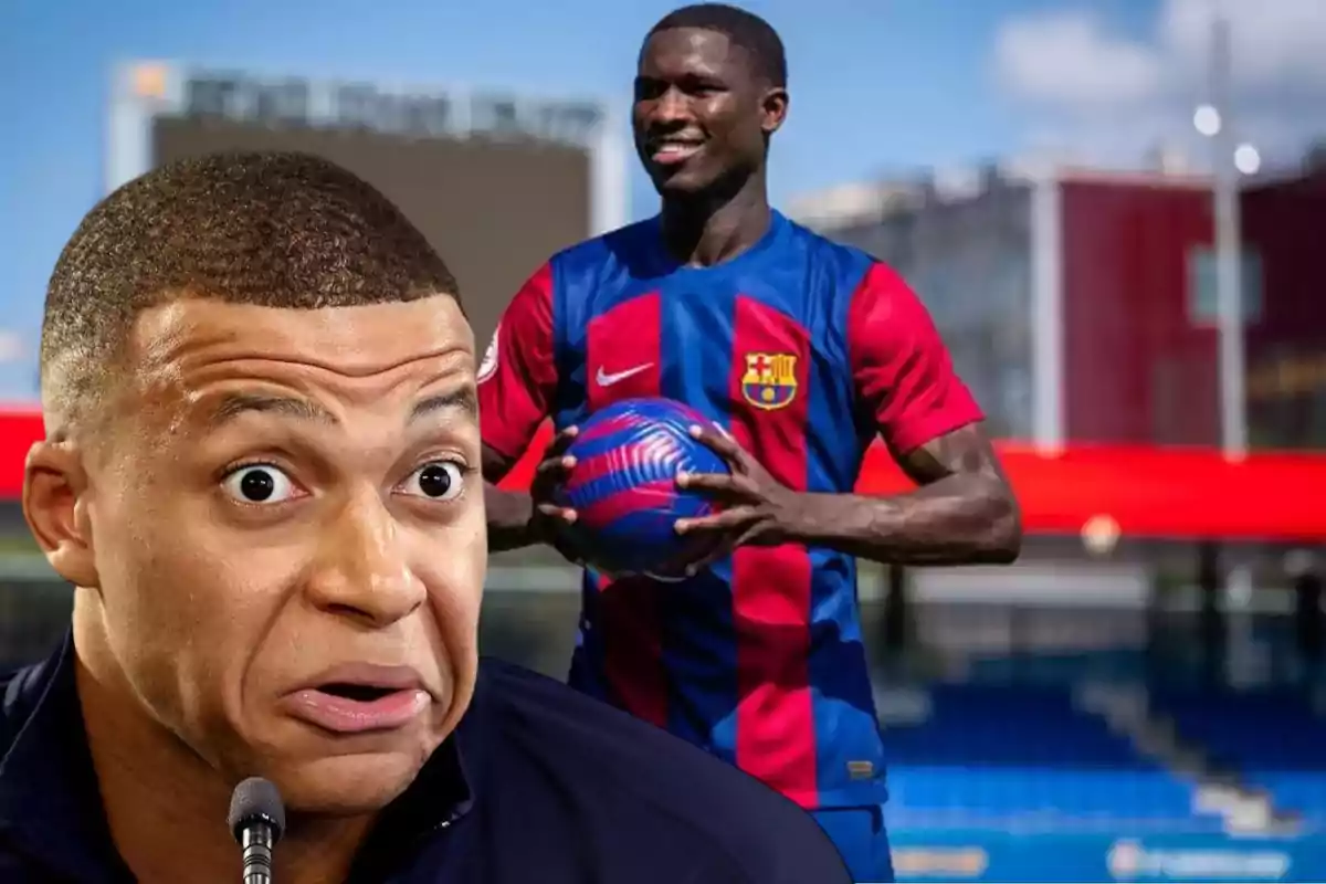 Mbappé frente a un jugador del Barça