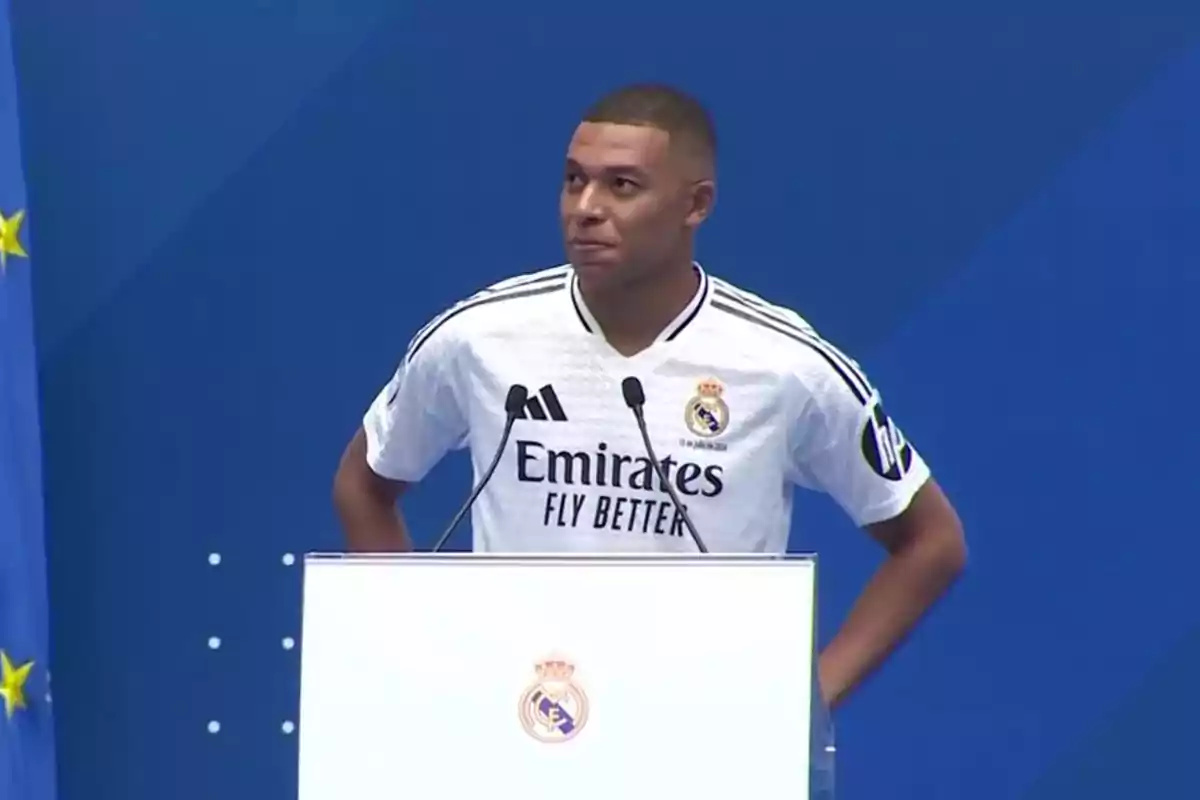 Mbappé en su presentación