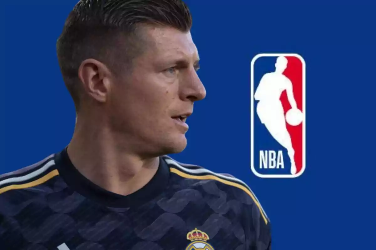 Un jugador de fútbol con la camiseta del Real Madrid aparece junto al logo de la NBA sobre un fondo azul.