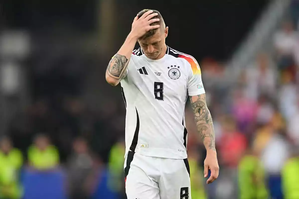 Toni Kroos ayer con Alemania