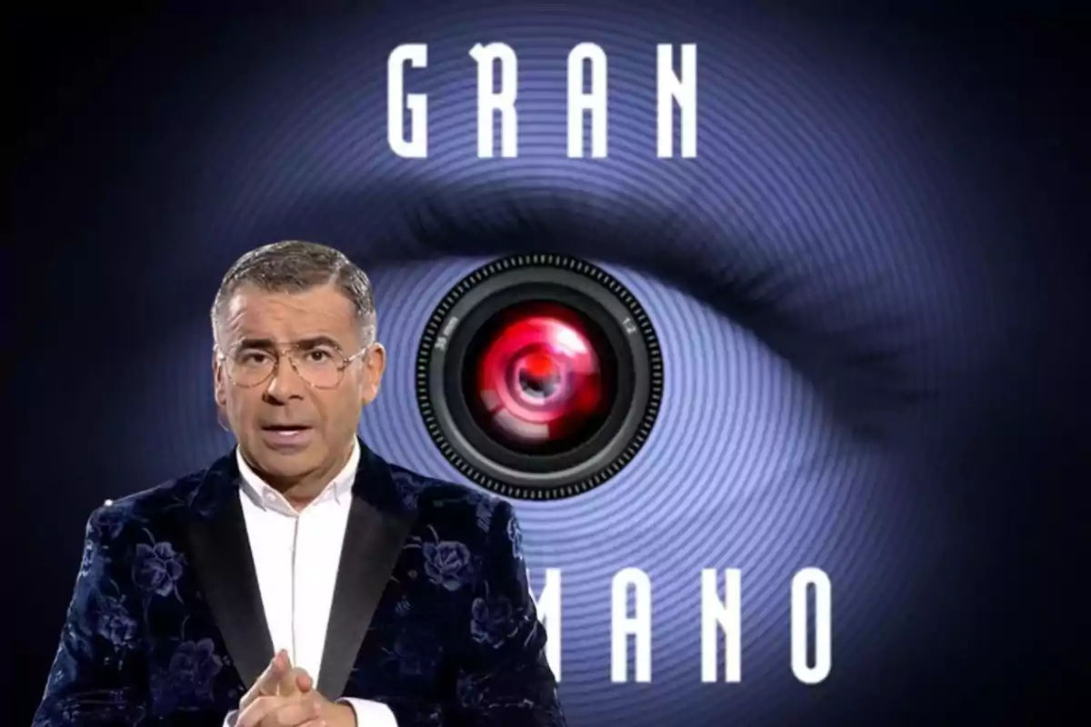 Presentador de televisión frente a un fondo con un ojo y la palabra "GRAN HERMANO"