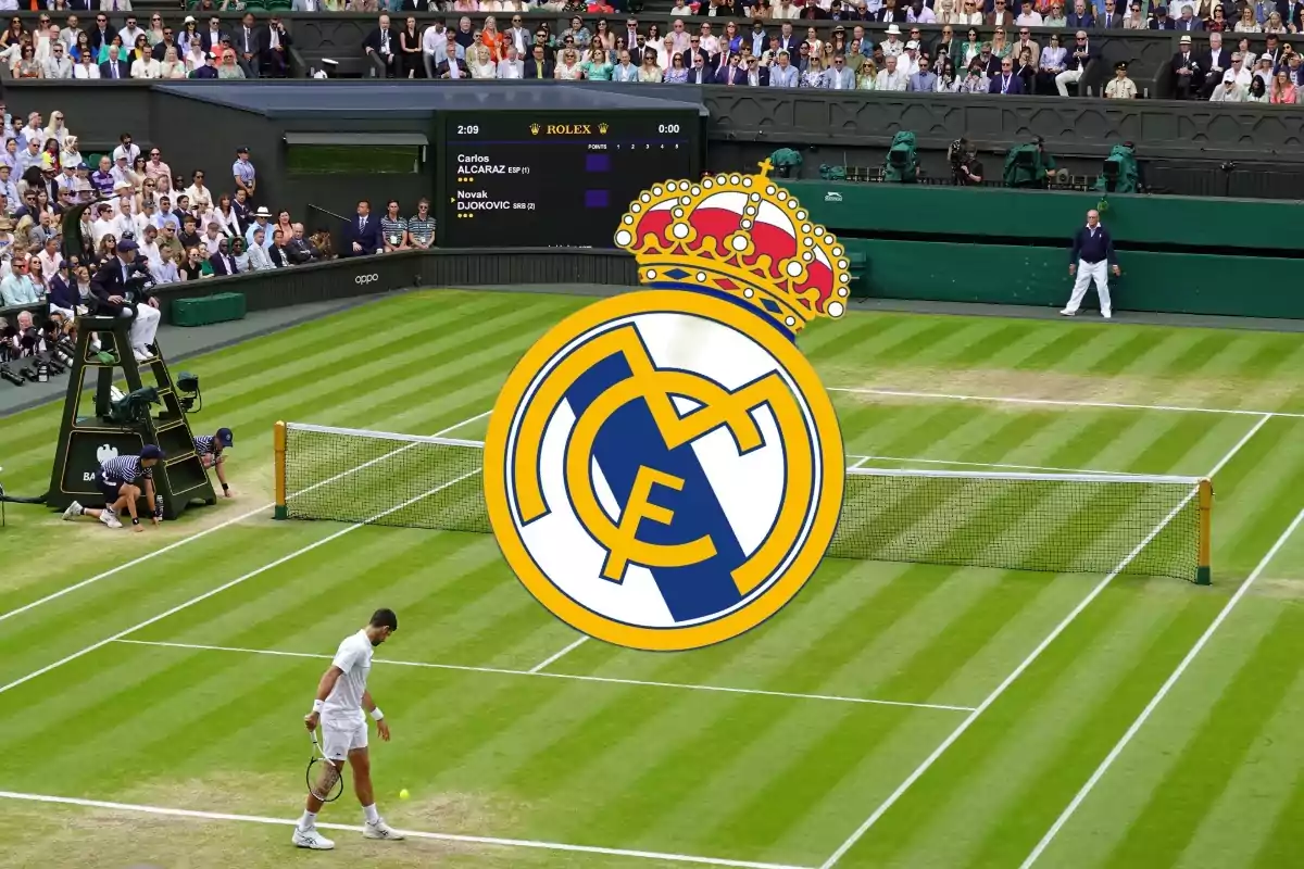 Un partido de tenis en Wimbledon con el logo del Real Madrid superpuesto en el centro de la imagen.