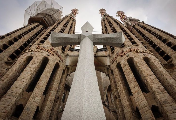 Prospera la iniciativa de enterrar a Franco en la Sagrada Familia