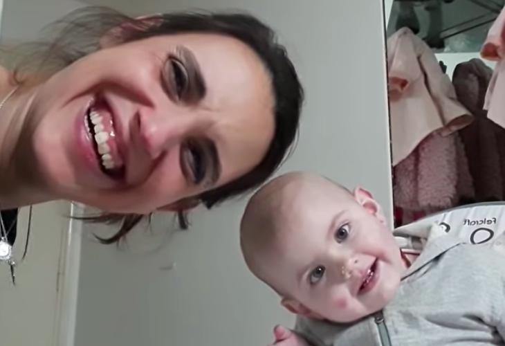 El vídeo del bebé que lo está petando en las redes sociales
