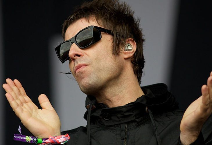 Investigan por presuntos malos tratos al ex de Oasis Liam Gallagher