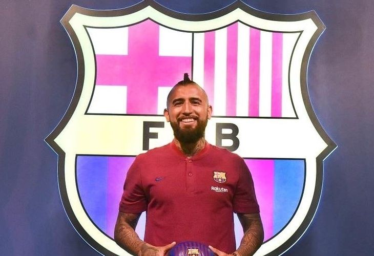 La directiva del Barça incendia el caso Vidal