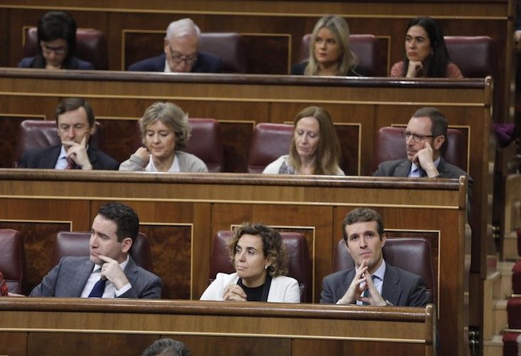 Los 5 ministros de Sánchez a los que el PP llama "mentirosos" y corruptos