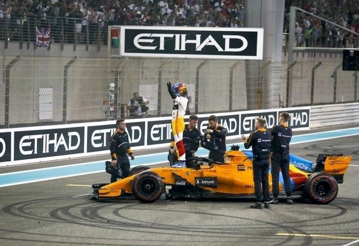 Fernando Alonso se va (pero no del todo) de la Fórmula Uno