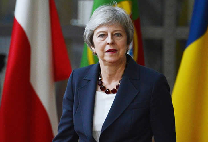 La UE no renegocia y el Brexit pone a Theresa May contra las cuerdas