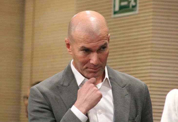 ¡¡Los cinco CRACKS que Zidane le ha pedido a Florentino Pérez!!