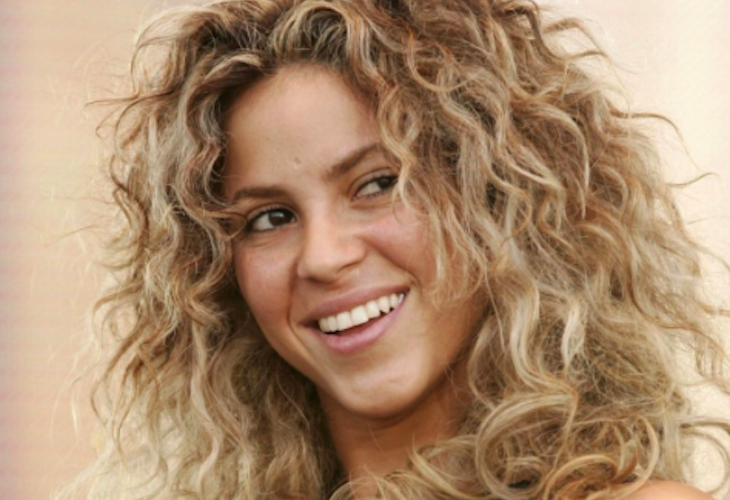Shakira recién salida de la ducha: ¡¡Enseña esto en Instagram en plena videoconferencia!!