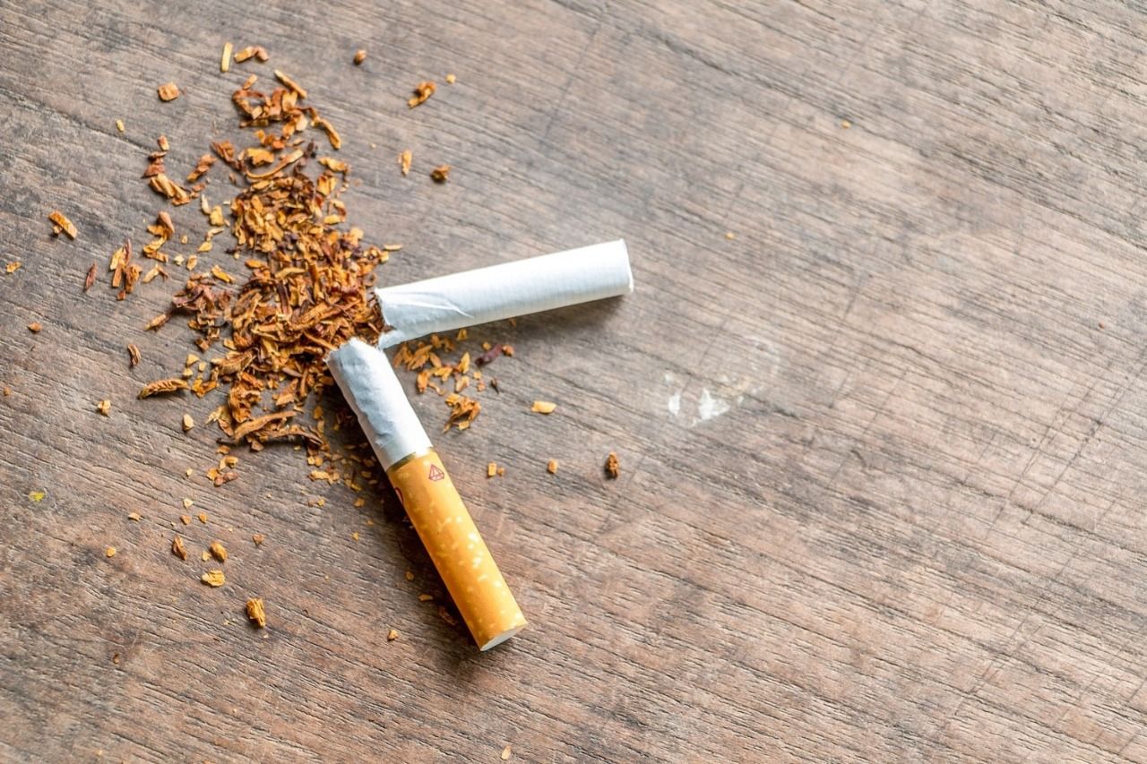 Tabaco y ceniceros, un peligro para la transmisión del coronavirus