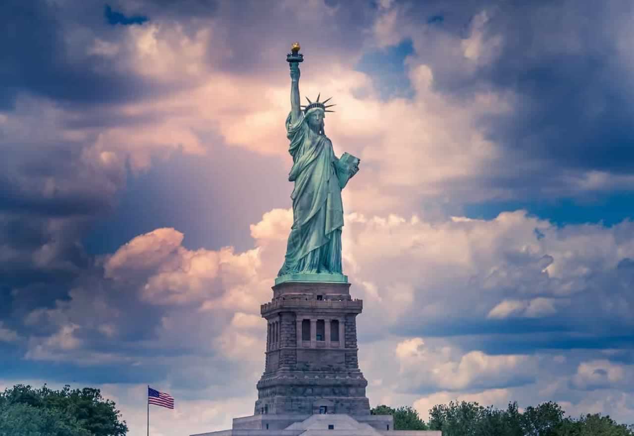 ¿Quién hizo la Estatua de la Libertad?