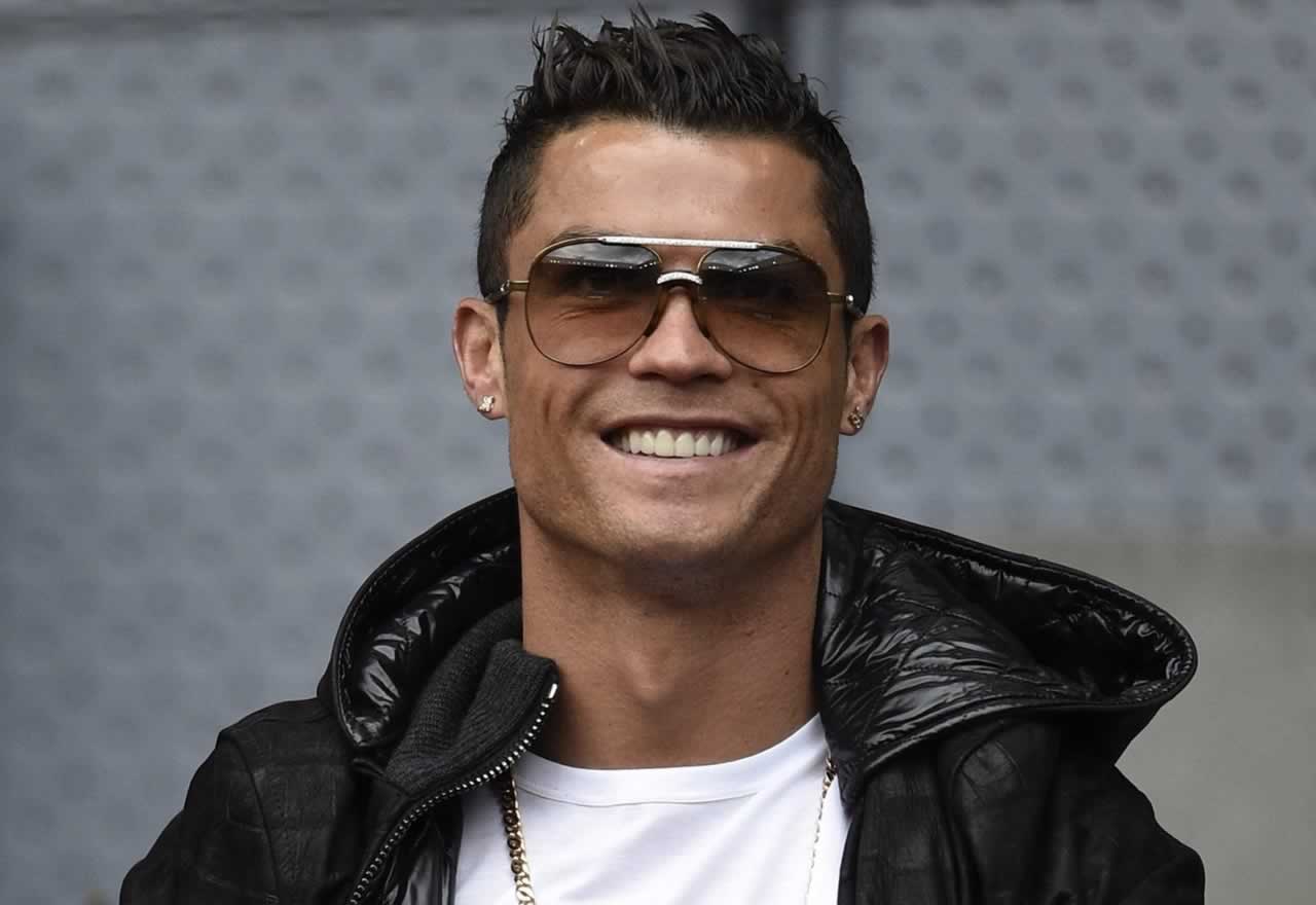 ¿A qué stripper italiana desvirgó Cristiano Ronaldo?
