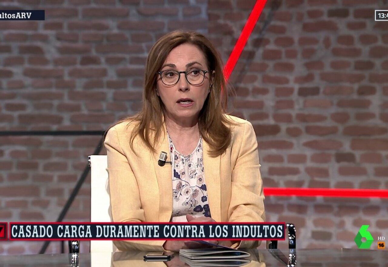 Ataque frontal del panfleto podemita de Dina Bousselham a Angélica Rubio