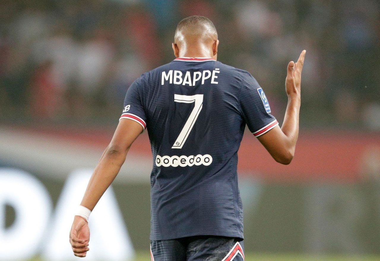 Kylian Mbappé dijo adiós a la afición del PSG: tras los pitos, ovación de despedida
