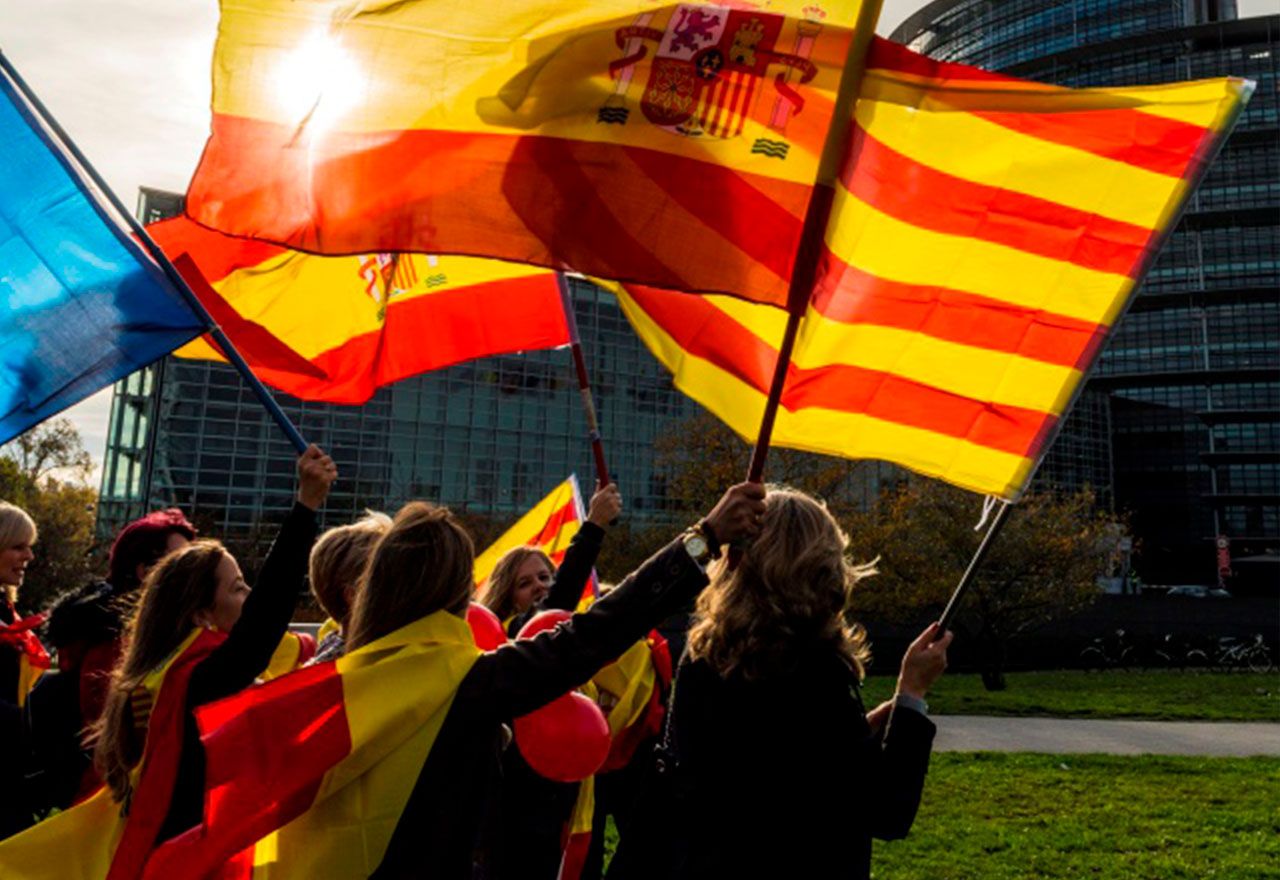 La independencia y el catalán pierden fuelle: los jóvenes quieren autonomía y castellano
