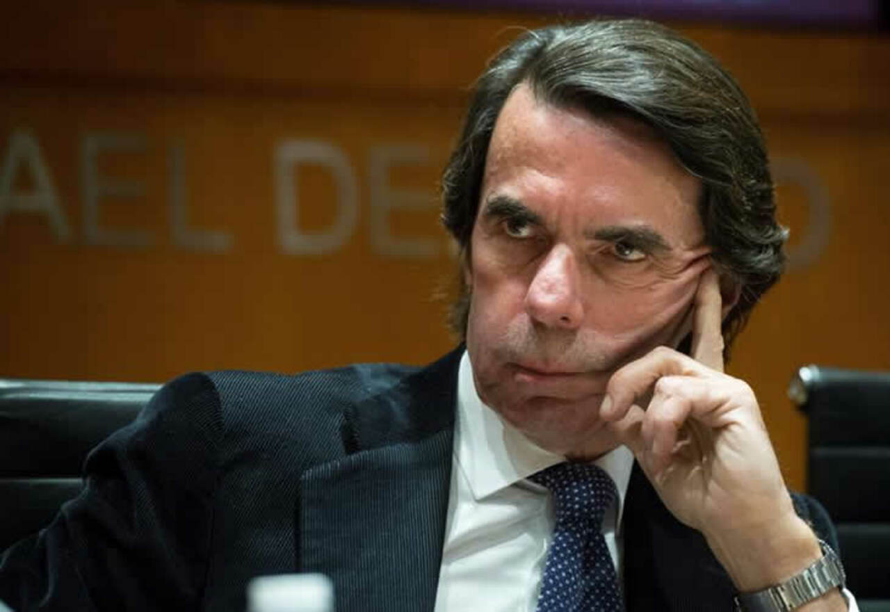 Aznar destroza y hunde a Pablo Iglesias en un tenso cara a cara: "Es un peligro para la democracia en España"