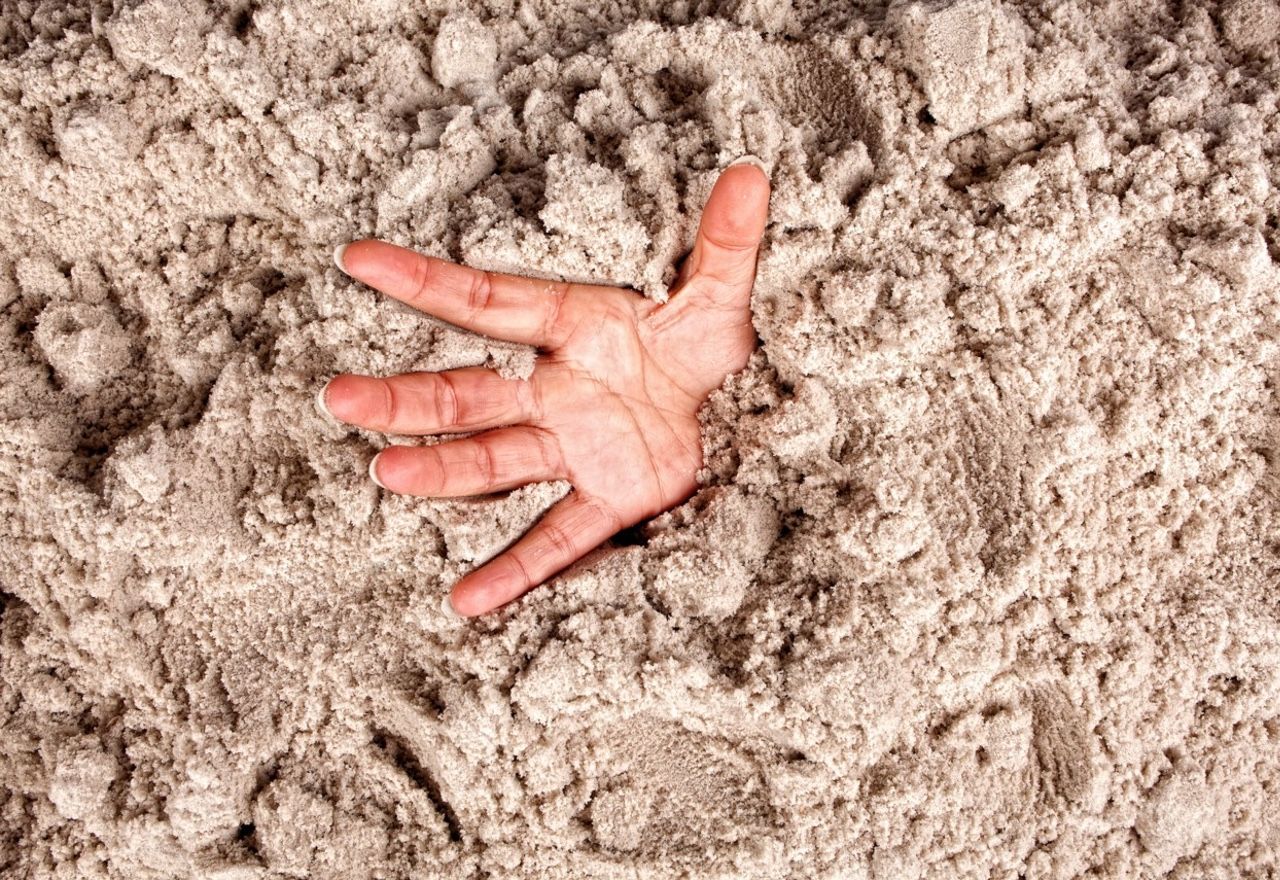 ¿Qué son y cómo actúan las arenas movedizas?