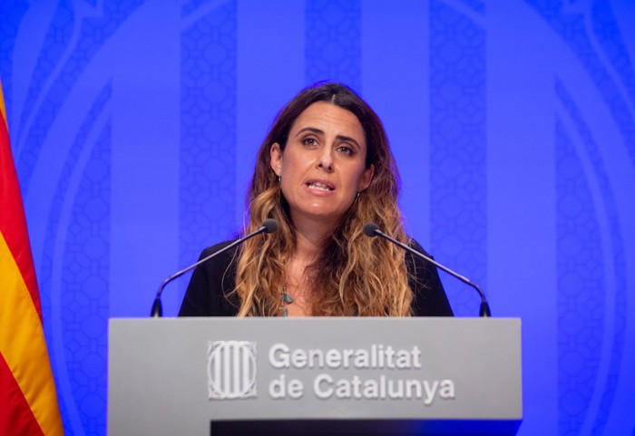 La Generalitat vuelve a censurar a los medios en castellano con una treta inimaginable