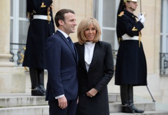 Radiografía de Brigitte, la mujer de Emmanuel Macron 24 años mayor que el presidente francés